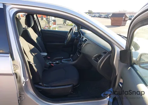 2012 Chrysler 200 Lx из США, поврежденный, VIN 1C3CCBAB2CN320528